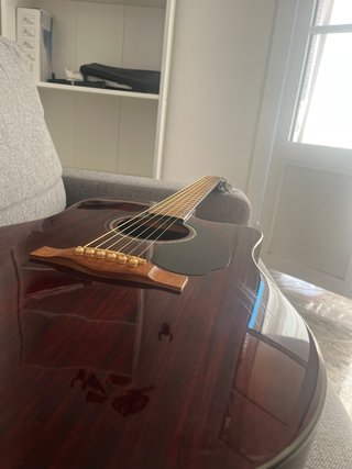 Guitarra Fender Electroacústica + correa sin funda