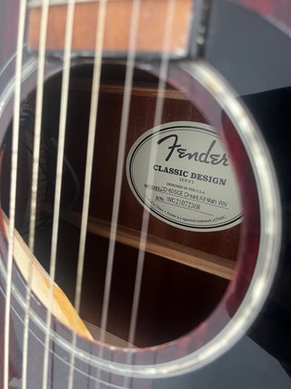 Guitarra Fender Electroacústica + correa sin funda
