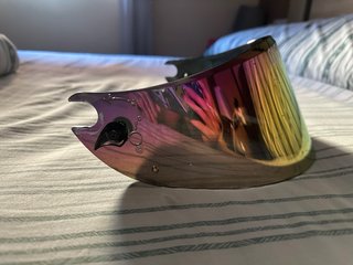 Visera SHARK AERON GP.