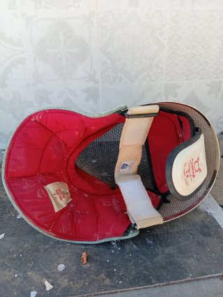 Casco de esgrima