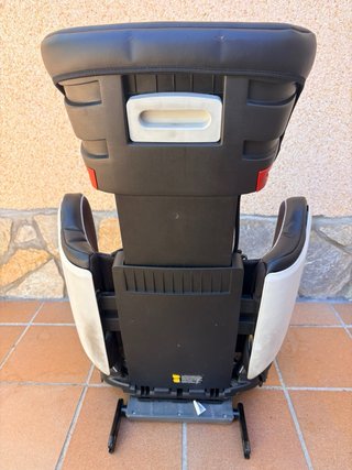 Silla coche bebé-niño . Marca  EVO MS