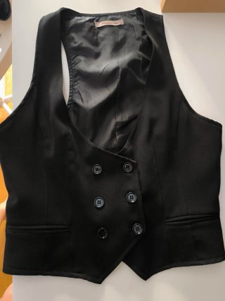 Mochila, bolso, chaleco, camisa