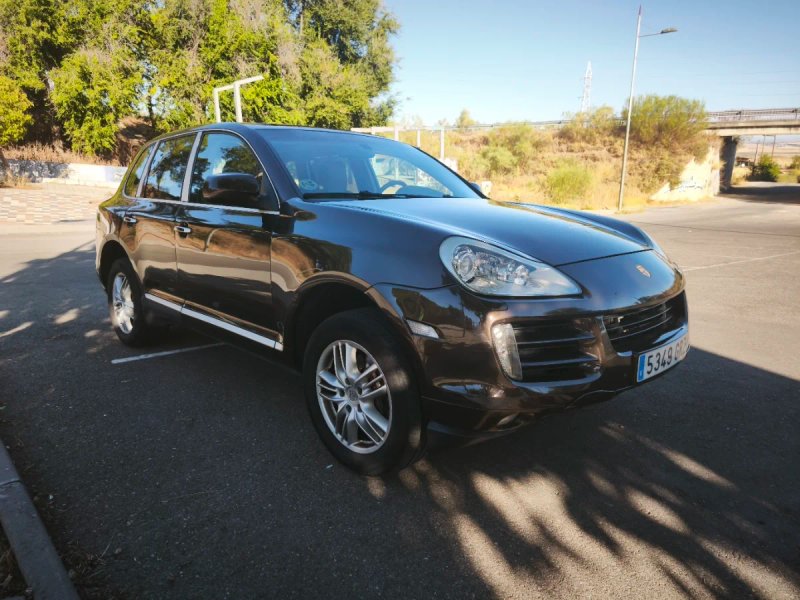 Porsche Cayenne 2009 - foto 1