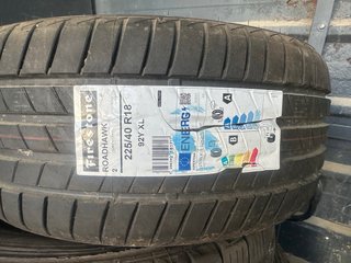 Neumático Firestone Roadhawk 225/40 R18 92Y XL