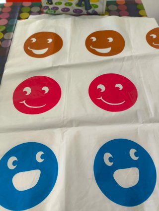 Juego No te caigas! (Twister)