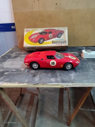 Coche de juguete Ferrari Paya