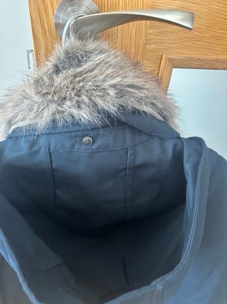 Cazadora Zara oversize con capucha y pelo