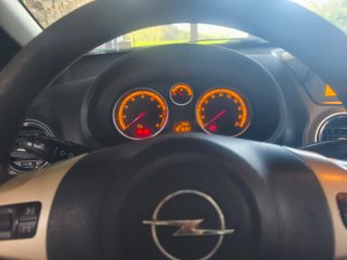 Opel Corsa 1.4 90 Enjoy 5p