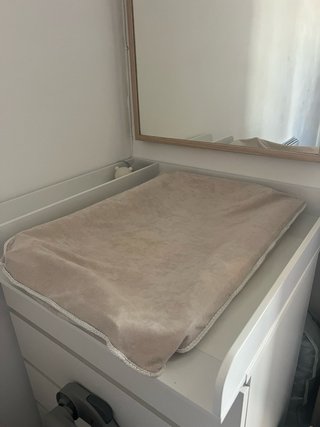 Soporte cambiador bebé Ikea Malm