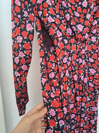 Vestido midi floral Bershka