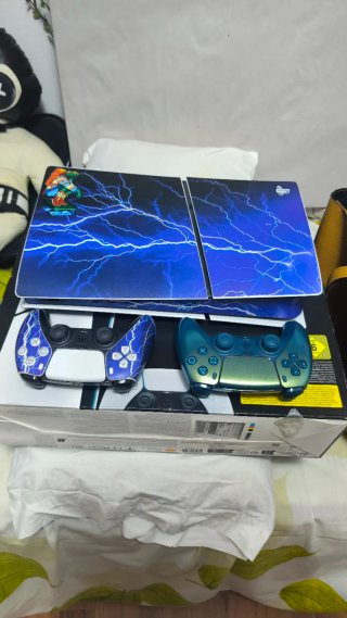 Consola PS5 Slim Azul/Multicolor