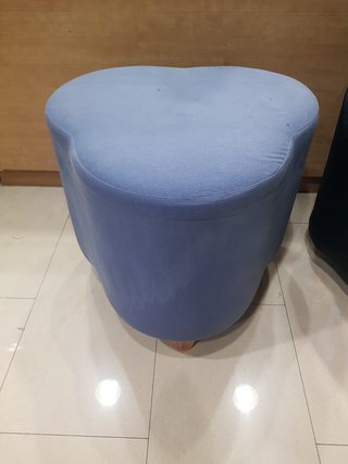 Coppia di pouf moderni con fodere regalo