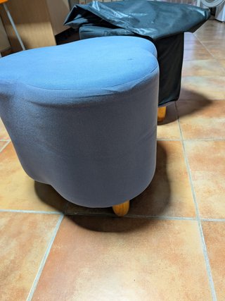 Coppia di pouf moderni con fodere regalo