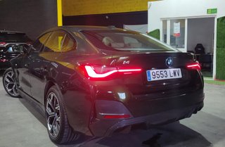BMW i4 40e 83KW- PACK M + TECHO. PRECIO NEGOCIABLE