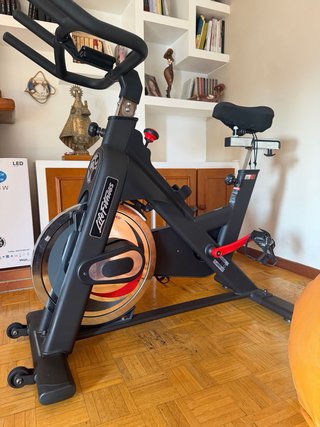 Bicicleta Spinning Life Fitness