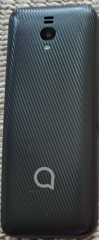 Telefono Alcatel 3080 4G Nero. Ideale per chiamate