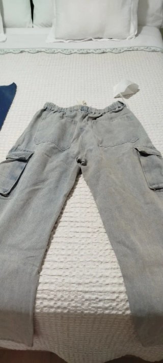Pantalón vaquero cargo mujer