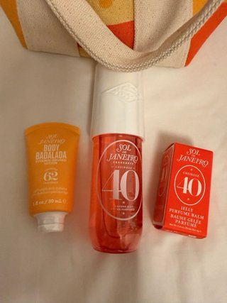 Conjunto Sol de Janeiro Cheirosa 40