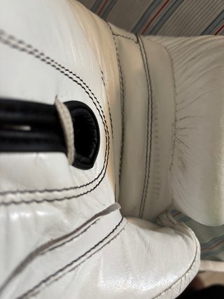 Guantes de Boxeo Charlie Blancos