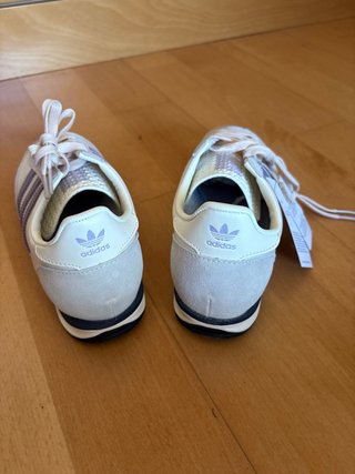 Zapatillas Adidas SL72 OG Violeta y Beige