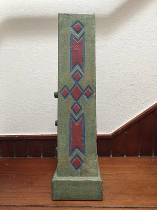 Cajonera decorativa de madera artesanal