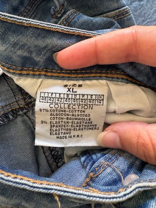 Pantalón vaquero pitillo (Leer descripción)