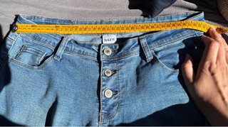 Pantalón vaquero pitillo (Leer descripción)