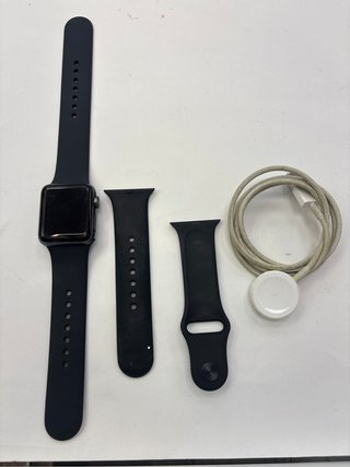 Smartwatch Apple Watch Series 3 38mm Grigio Siderale batteria 89%