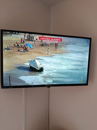 TV 32 NO SMART