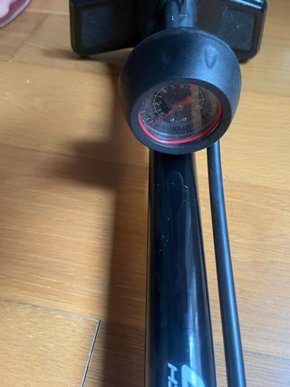 Bomba de pie para bicicleta