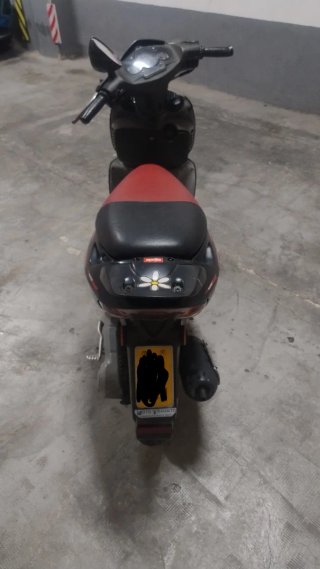 Aprilia Sonic 49cc Scooter