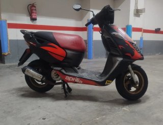 Aprilia Sonic 49cc Scooter