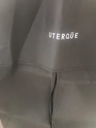2 guardapolvos Uterqüe e IQ