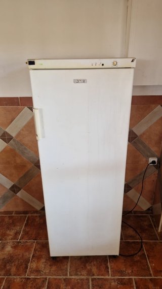 Congelador vertical con cajones