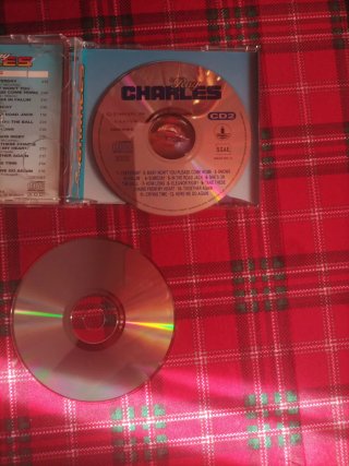 3 CDs Grandes Éxitos Ray Charles, James Brown, Jer