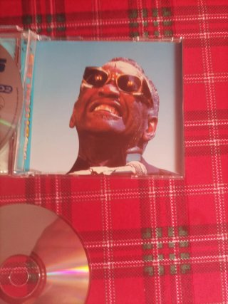 3 CDs Grandes Éxitos Ray Charles, James Brown, Jer