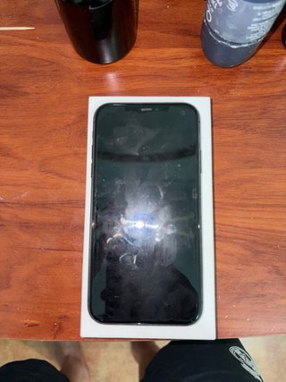 iPhone 11 Negro, impecable, entrego fundas y caja