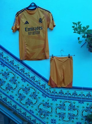 Conjunto Adidas Real Madrid Talla L