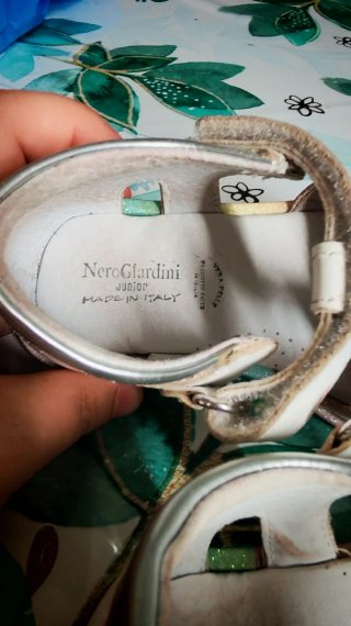 Sandali bambina Nero Giardini Taglia 24 usati