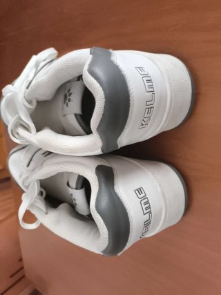 Zapatillas deportivas blancas
