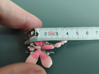 Broche libélula rosa