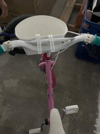 Bicicleta infantile rosa con ruote