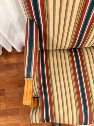 2 Butacas Madera clara nuevas con rayas