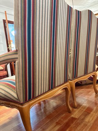 2 Butacas Madera clara nuevas con rayas