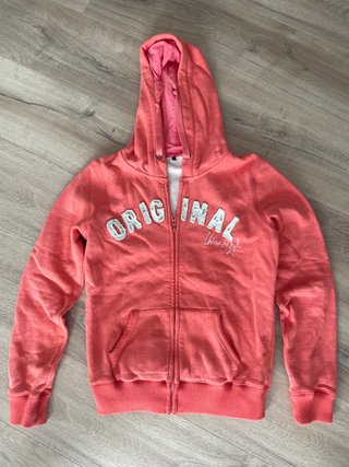 Chaqueta con cremallera y capucha rosa