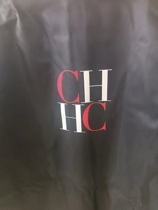 Portatrajes Carolina Herrera Negro