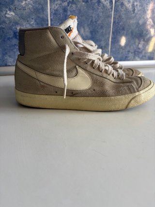 Nike Blazer Mid Beige/Blanco Talla 42