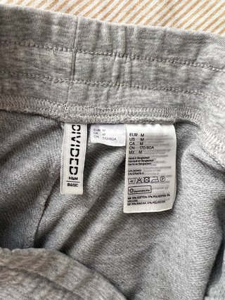 Pantalón corto chándal gris