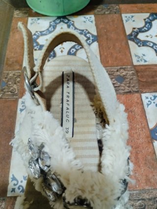 Sandalias Plataforma Zara Beige y Plata