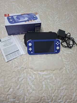 Nintendo Switch Lite Blu + Accessori